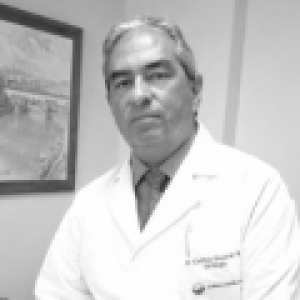 Foto de Dr. Carlos Escobar Meneses