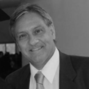 Foto de Dr. Jorge Velarde Gaggero
