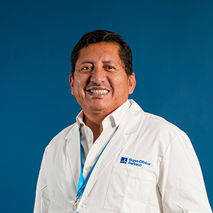 Foto de Dr. Johry Starlyn Sanisaca Villacres