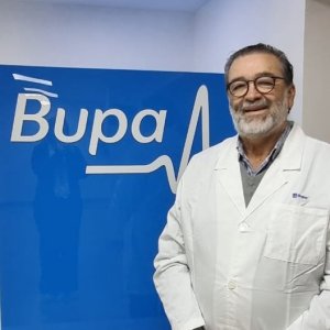 Foto de Dr. Vicente Alfonso Carrillo Andrades