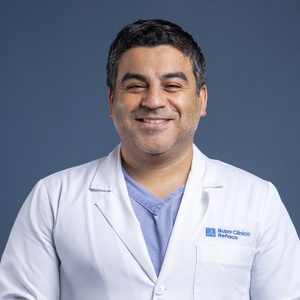 Dr. César Cerda Carrasco