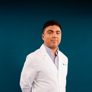 Dr(a) David Salinas Arenas