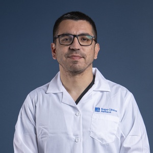 Dr. Carlos Bennett Colomer