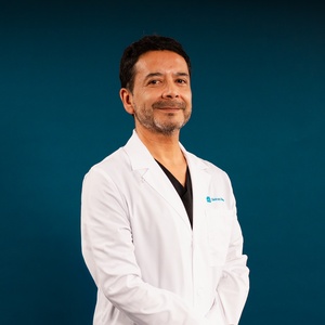 Dr. Rubén Córdova Cortés