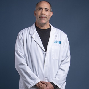 Dr. Mario Ariel Mutt Hidalgo