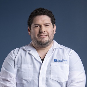 Dr. Alberto Antonio Bustos Andrade