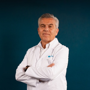 Dr. Rodrigo Valenzuela Oyarce