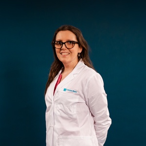 Dr(a) Jimena Cevo Espinoza